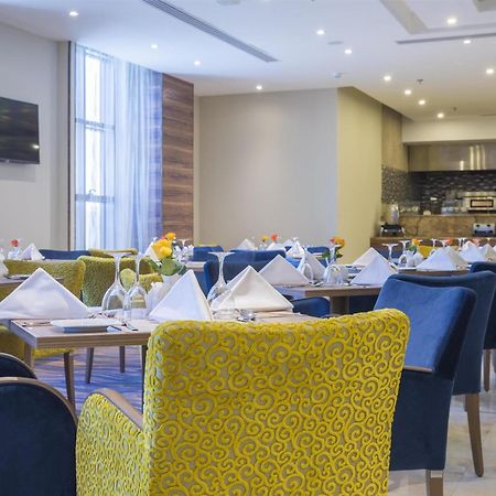 מלון Radisson Blu Plaza ג'דה מראה חיצוני תמונה